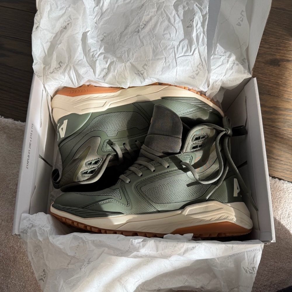 APL Techloom Defender BRAND NEW IN BOX 7.5